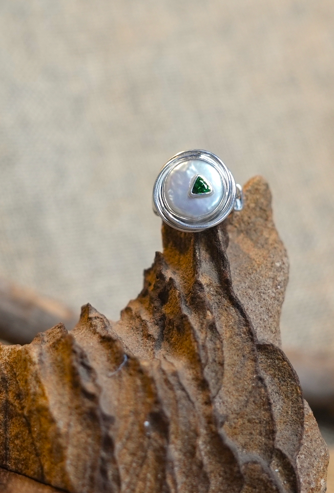 Malaika Pearl and Tsavorite Garnet Sterling Silver Ring