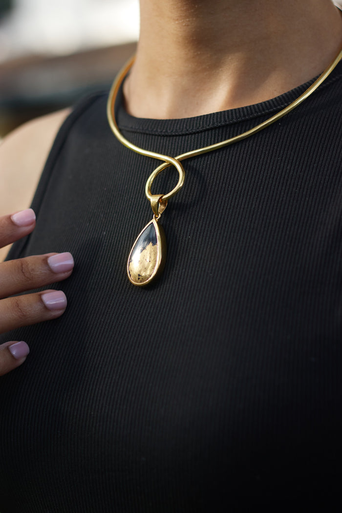 Suhani Gold Inlaid Pendant Necklace with Choker Holder