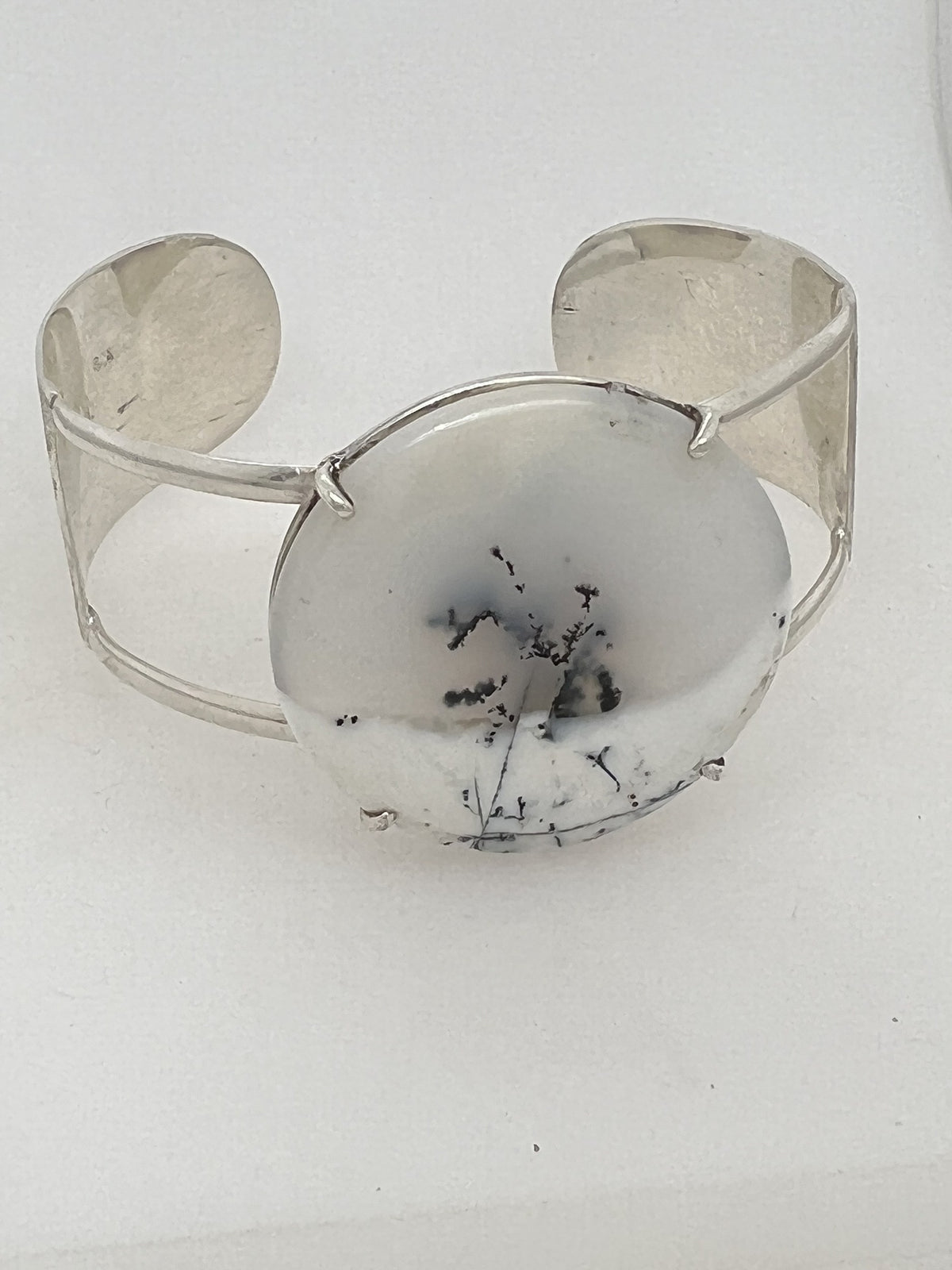 Nature Bracelet with Snowball Chalcedony