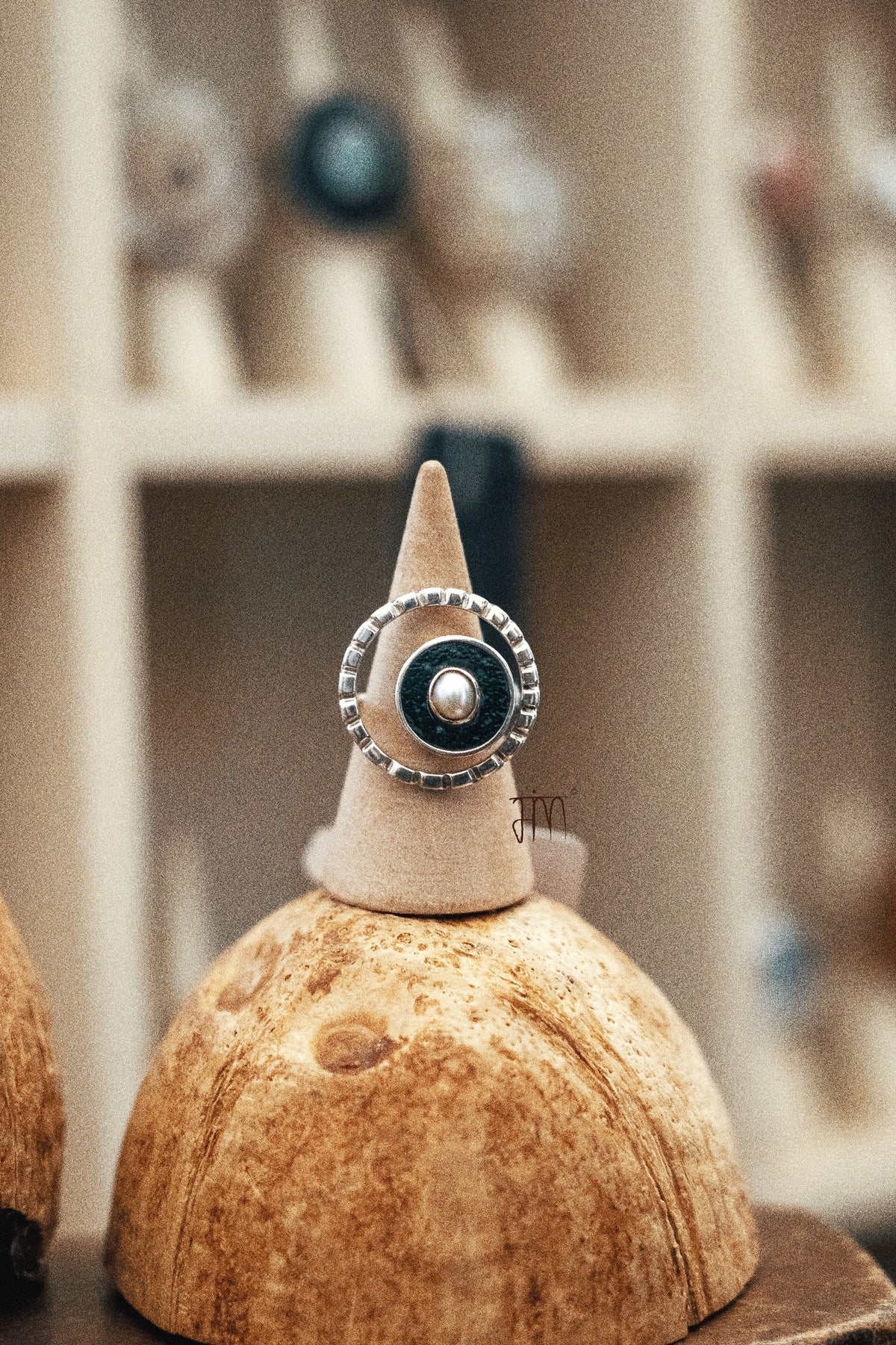 Sterling Silver Emu Eggshell Ring with Pearl
